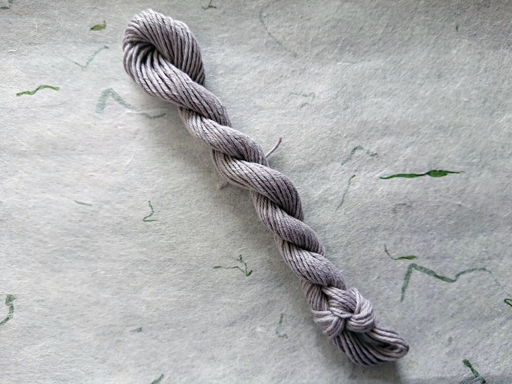 りんご染め　草木染め綿糸